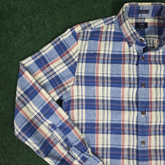 J. Crew | 100% Hand Spun Cotton Slim Fit Plaid Flannel Button Down Mens Shirt - Picture 8 of 15
